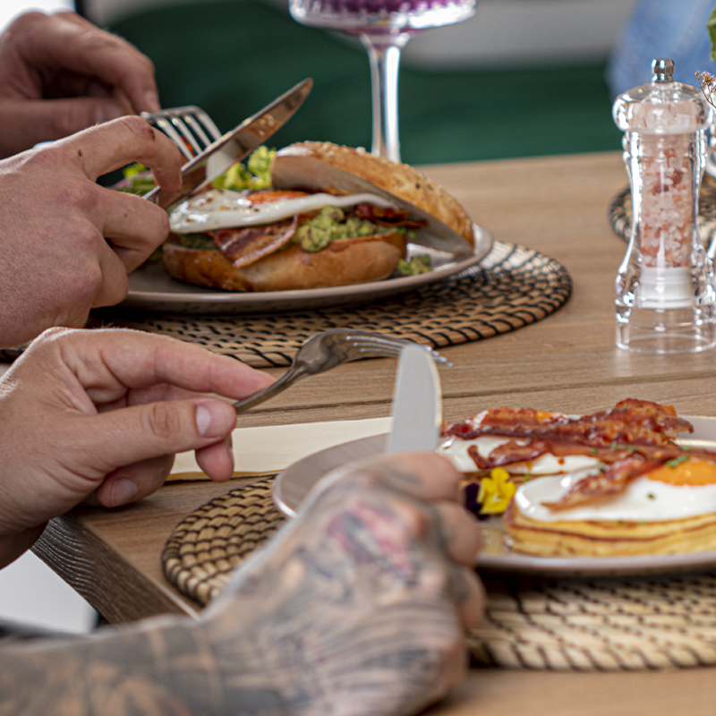 brunch house brasov colaborare agentie de marketing